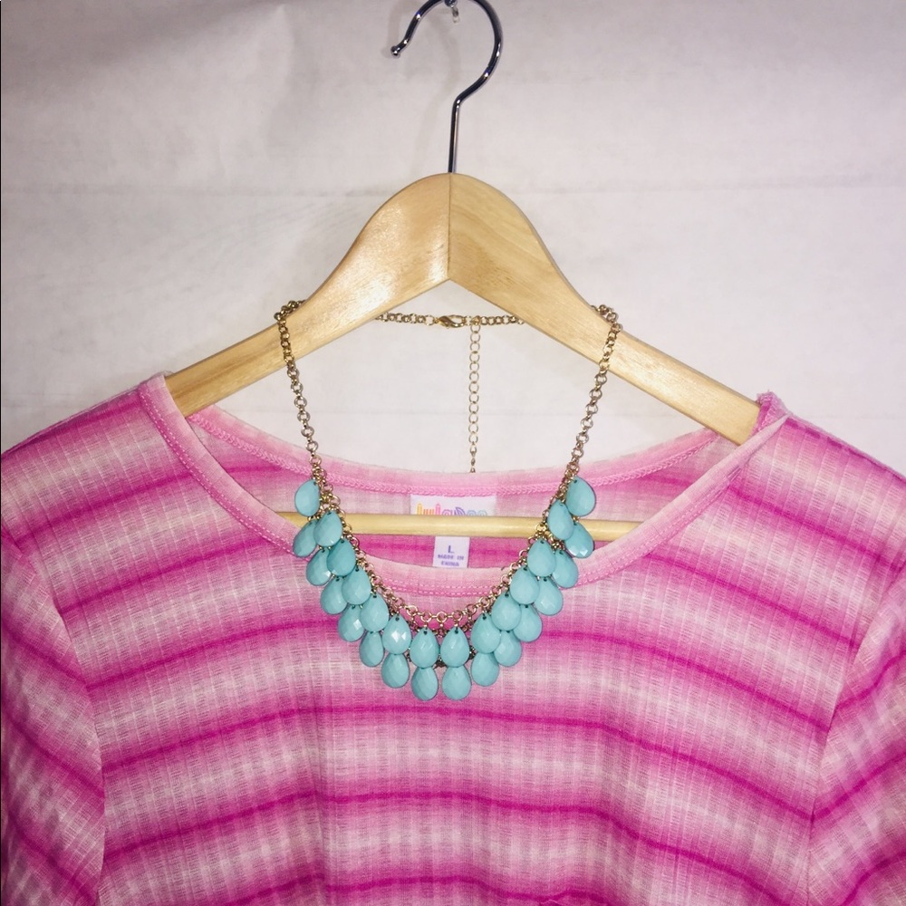 TEAL TEARDROP NECKLACE - Picture 2 of 6